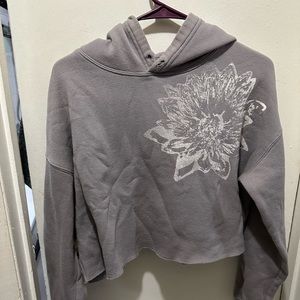 Cropped hooded sweatshirt